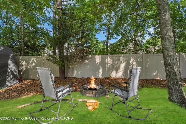 Building Photo - 47 Mizzen Dr