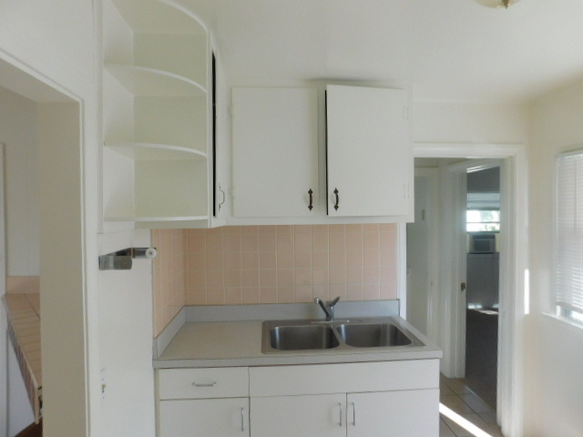 Building Photo - Cozy 2 bedroom 1 bath house for rent in Su...