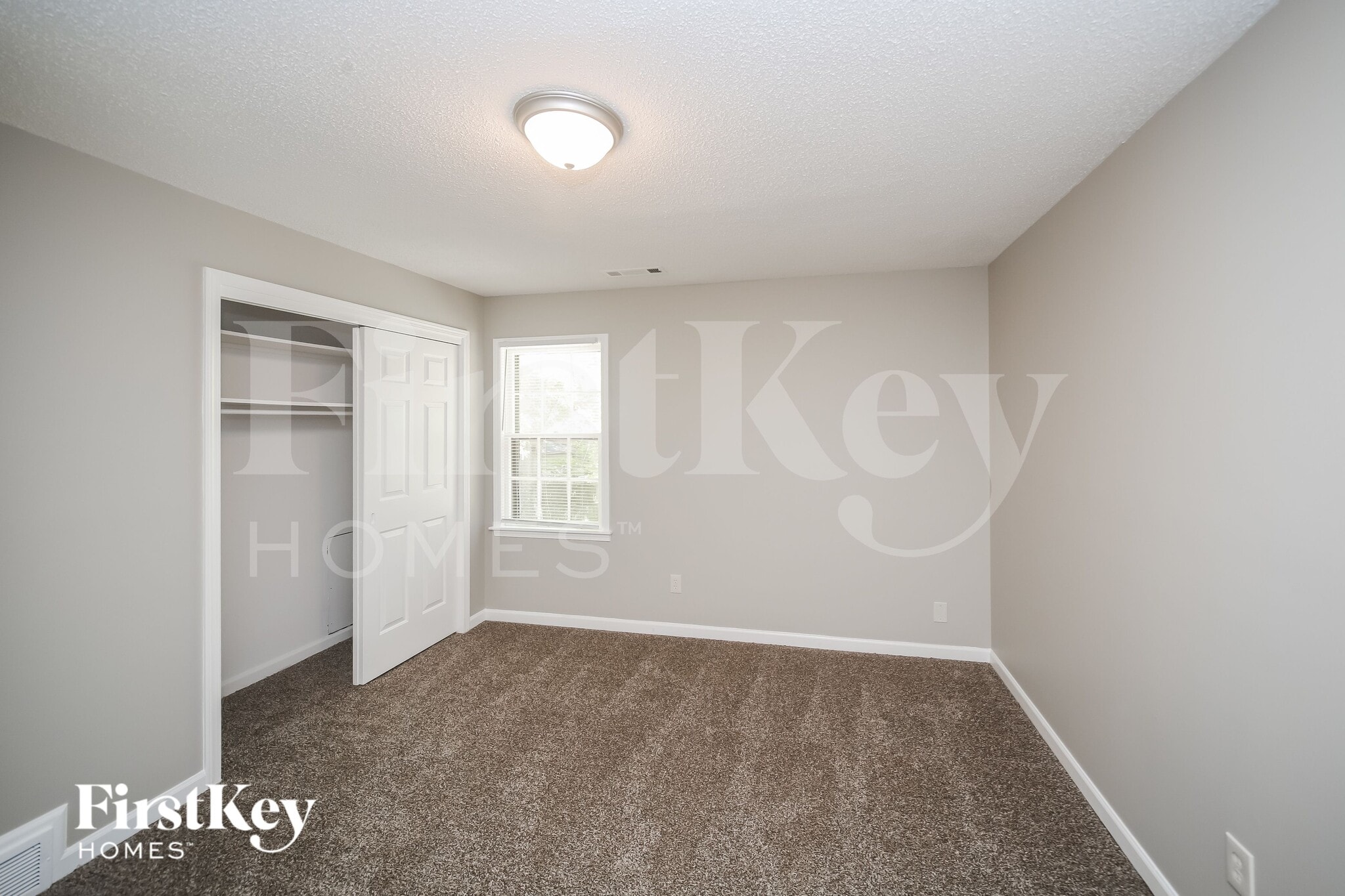 Building Photo - 7006 Loddon Cove