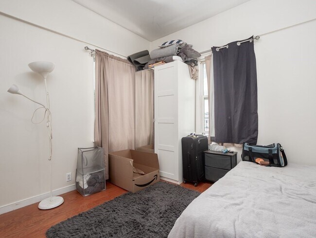 Building Photo - 47 St Margaret St