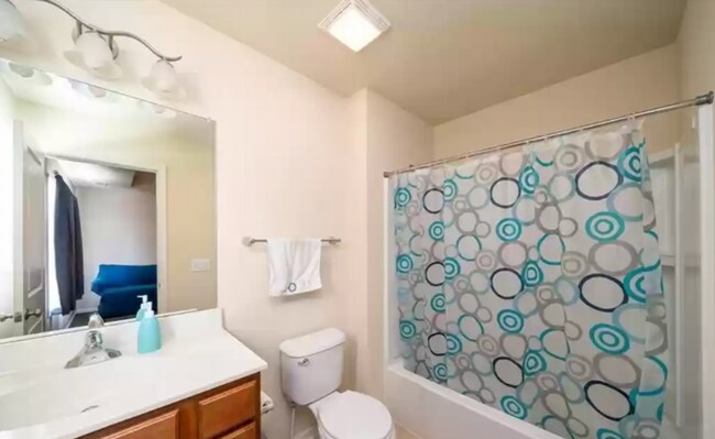 Building Photo - 9055 Coneflower Dr