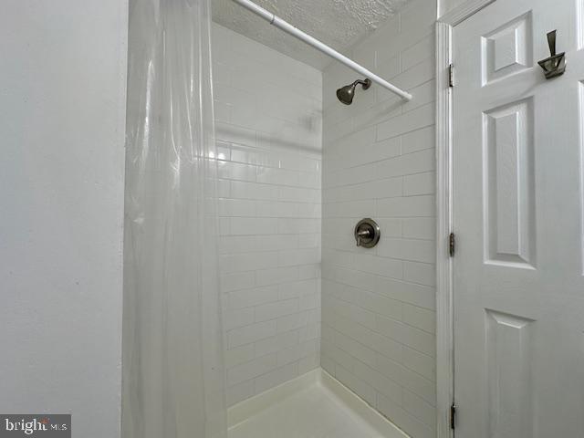 Building Photo - 20527 Lowfield Dr