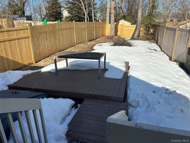 Building Photo - 7 Cedar Ave