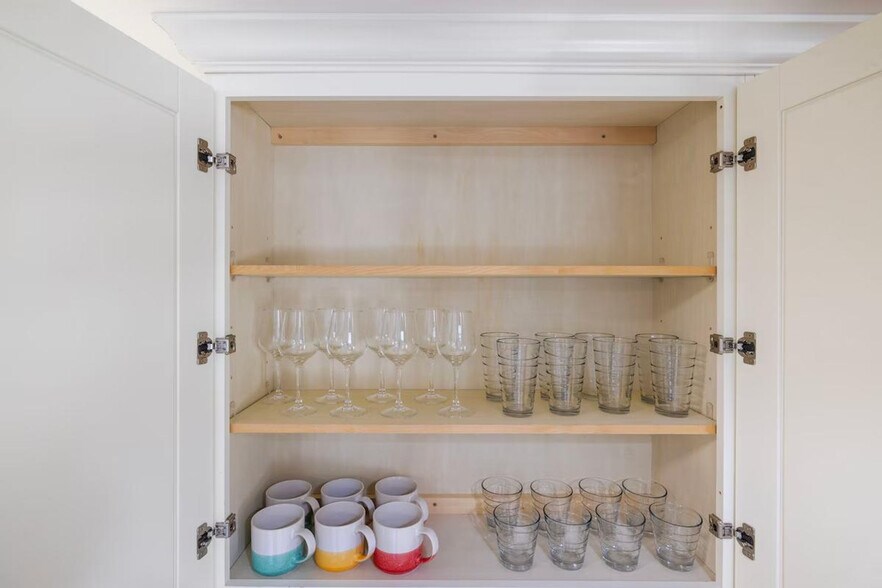 Building Photo - 919 Redbird Dr