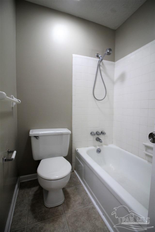 Building Photo - 5675 Vestavia Ln