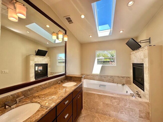 Building Photo - Meticulously Upgraded Single Family Home Point Loma Home Minutes From Liberty Station, Sunset Cli...