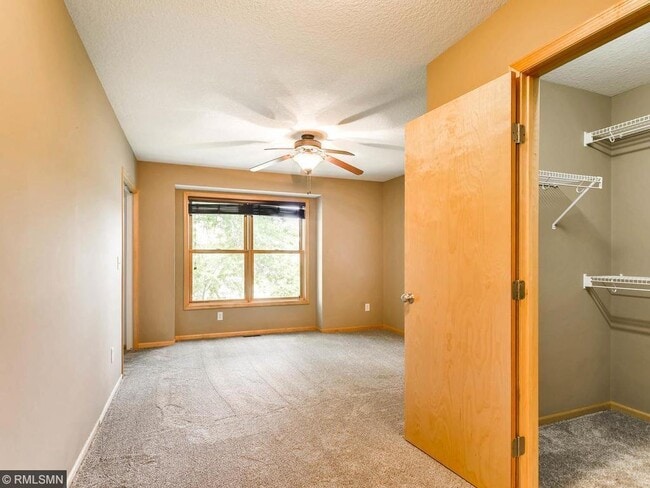Building Photo - 790 Parkside Ln
