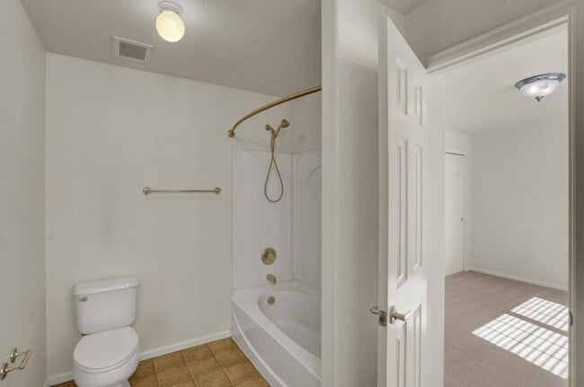 Building Photo - 1577 Monterey Rd