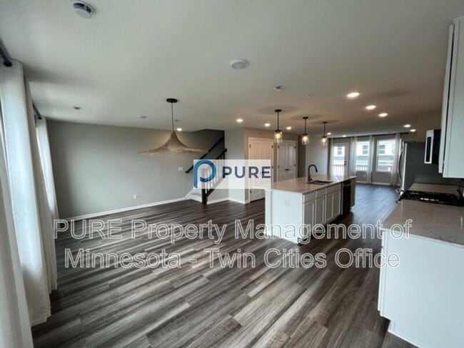 Building Photo - 1159 Farrier Rd