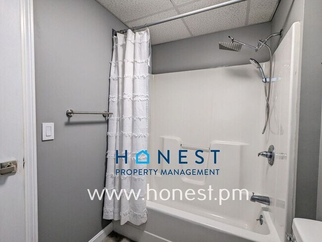 Building Photo - 73 Kennedy Memorial Dr