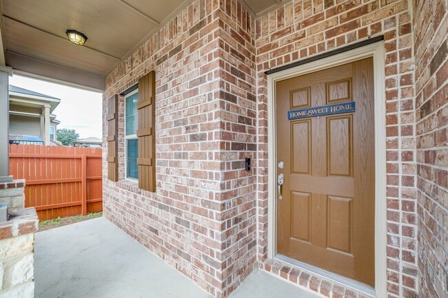 Building Photo - UPDATED SINGLE-STORY HOME IN WOLF CREEK SUBDIVISION