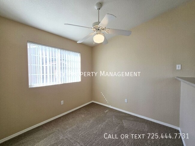 Building Photo - 3 BEDROOM/2 BATH CONDO IN THE NORTHEAST W/...