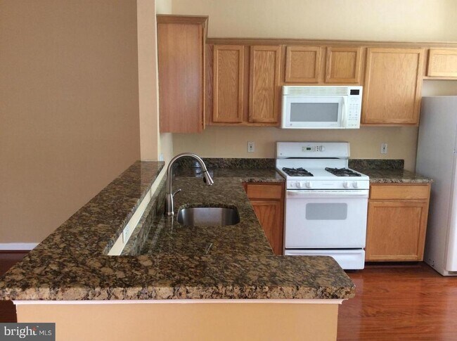 Building Photo - 14505 Hampshire Hall Ct