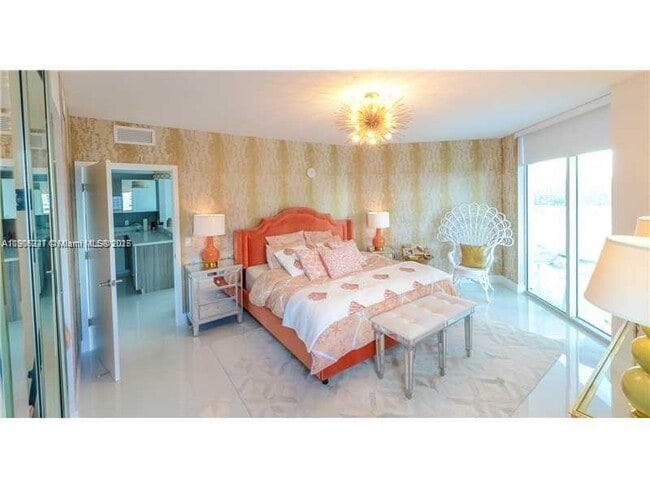 Building Photo - 6700 Indian Creek Dr