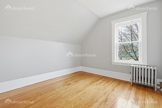Building Photo - 121 Delmont Ave