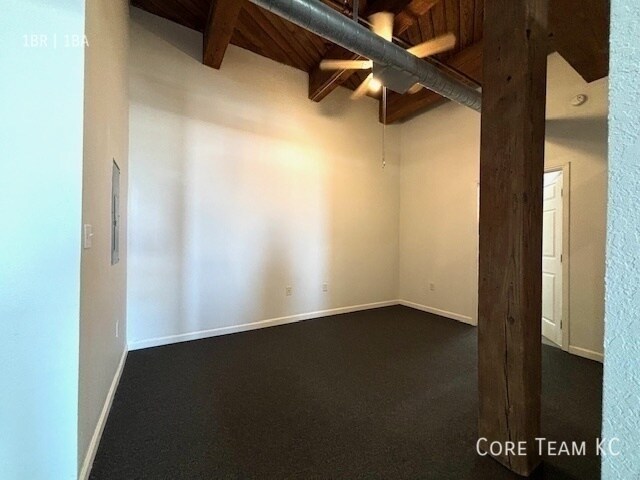 Building Photo - 202 W 5th St