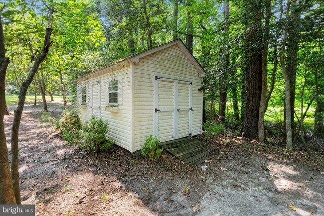 Building Photo - 45105 Mill Creek Way