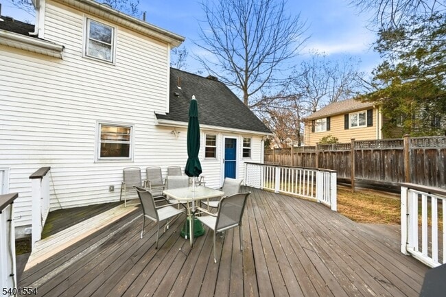 Building Photo - 58 Dogwood Rd