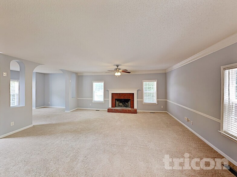 Building Photo - 4047 Heritage Crossing Point SW