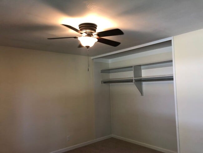 Building Photo - Bright and Spacious Adair Village Gem!