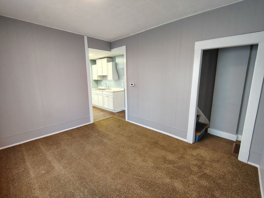 Building Photo - 20 Averill St