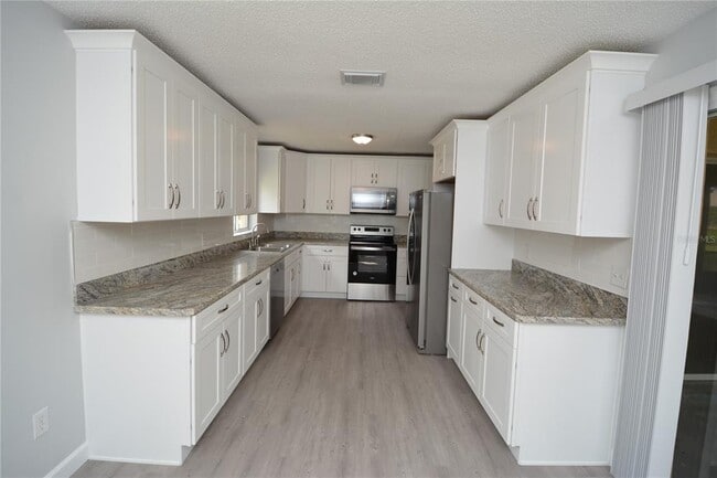 Building Photo - 23 Westrock Ln