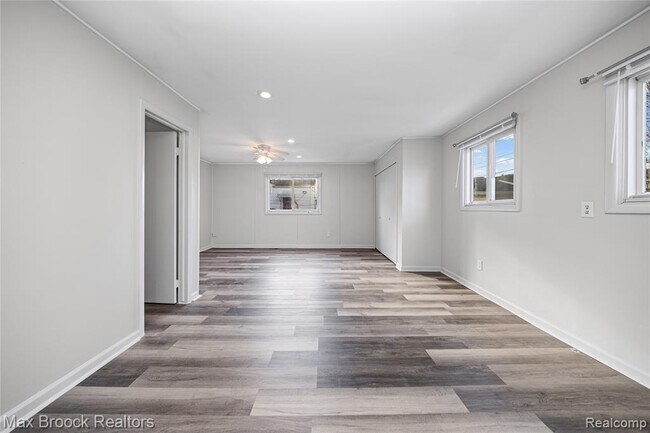 Building Photo - 19217 Birmingham St