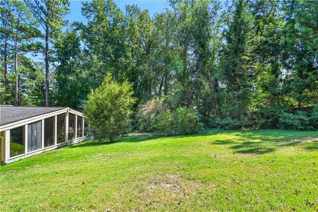 Building Photo - 1708 Childerlee Ln NE