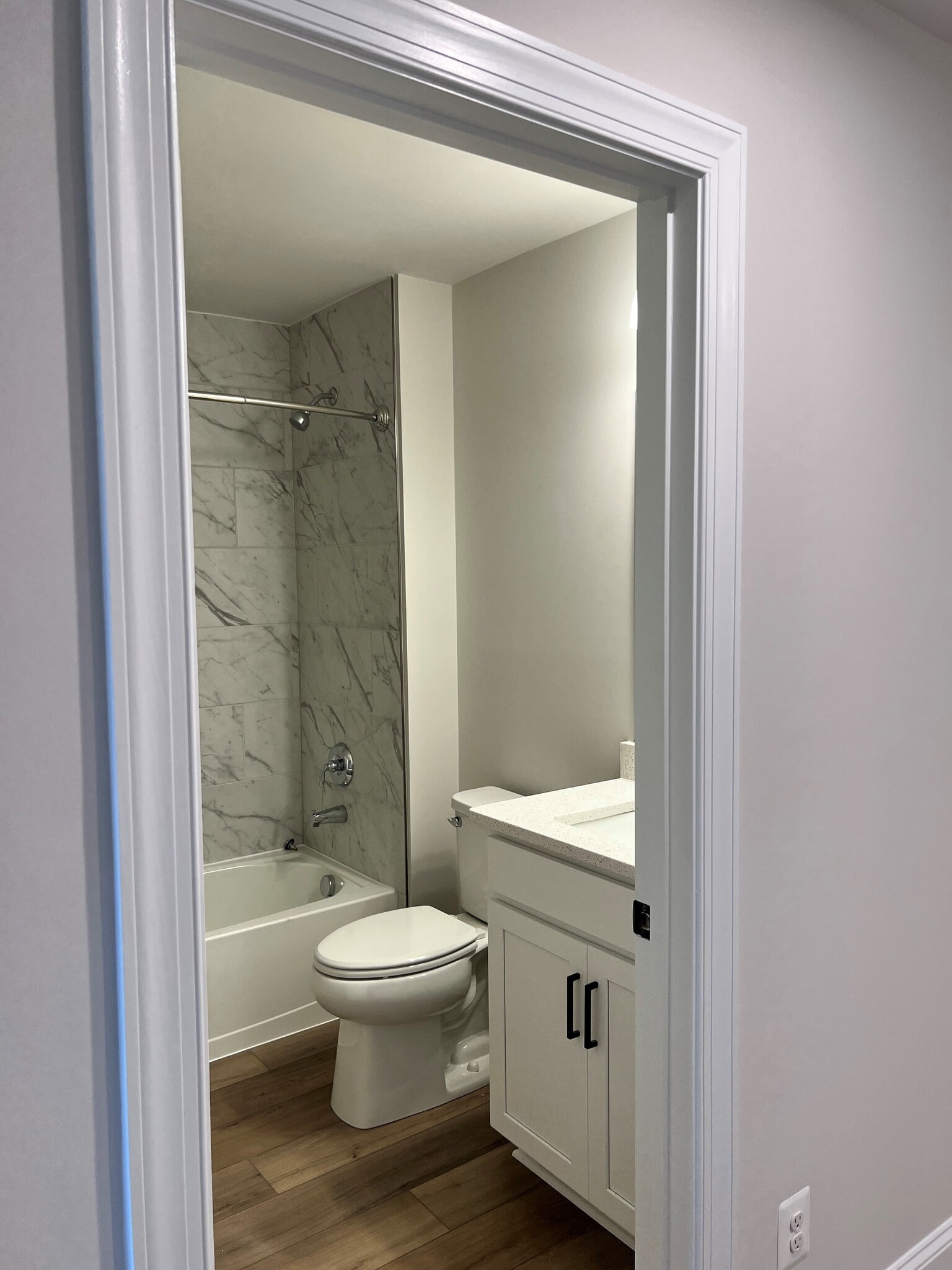 Building Photo - 2423 Anlee Rd