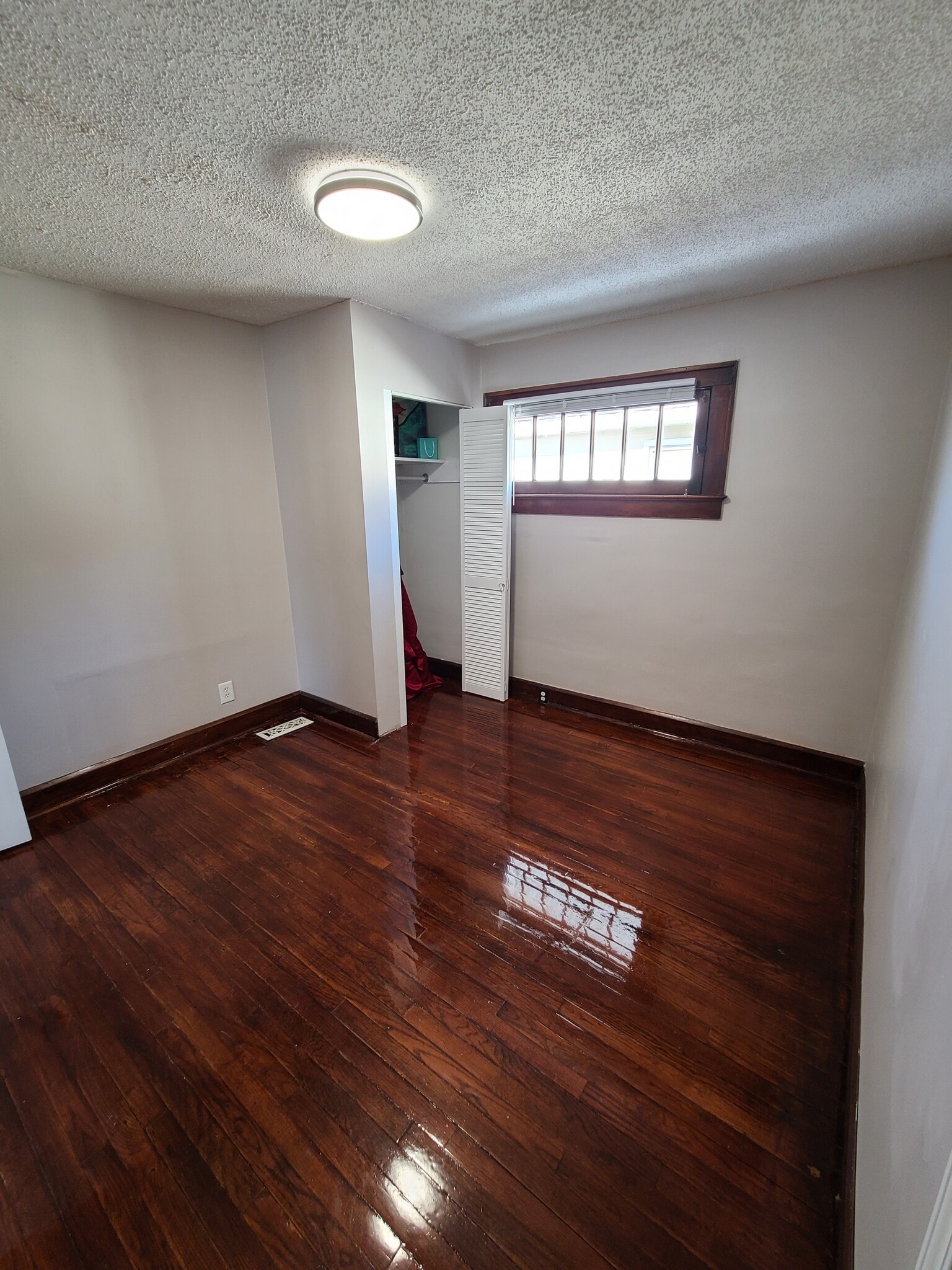 Bedroom 1 - 417 S Spencer Ave