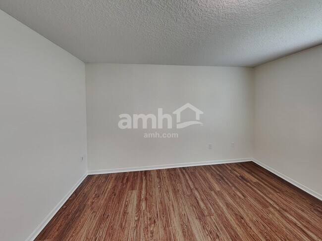 Building Photo - 65074 Lagoon Forest Dr