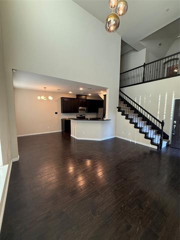 Building Photo - 301 Barrington Ln