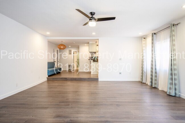 Building Photo - Updated 3-Bedroom First-Floor Condo in Prime Santa Monica Location