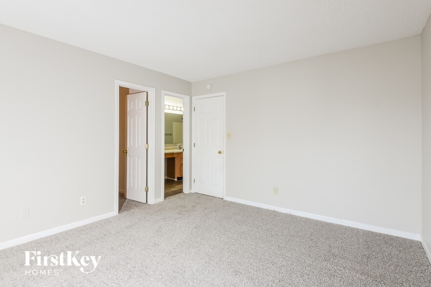 Building Photo - 1319 Freemont Ln