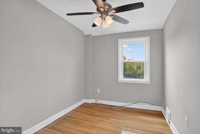 Building Photo - 1207 Cedarcroft Rd