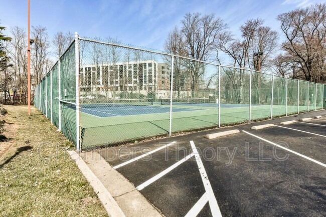 Building Photo - 7621 Tremayne Pl