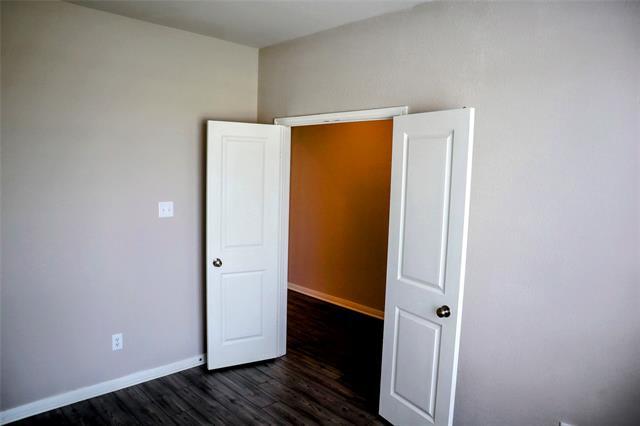 Building Photo - 7024 Llano Dr