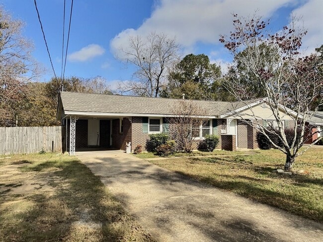 Primary Photo - For Rent in Montgomery! First month's rent FREE!