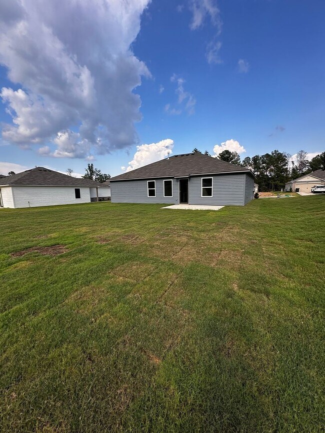 Building Photo - 2025 Home for Rent!