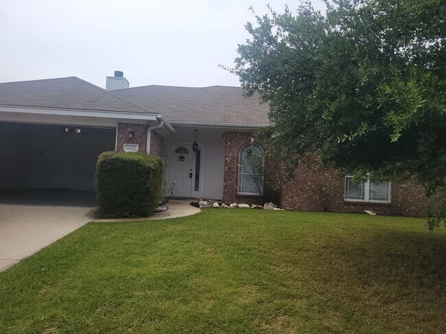 Primary Photo - 4805 Joseph Dr