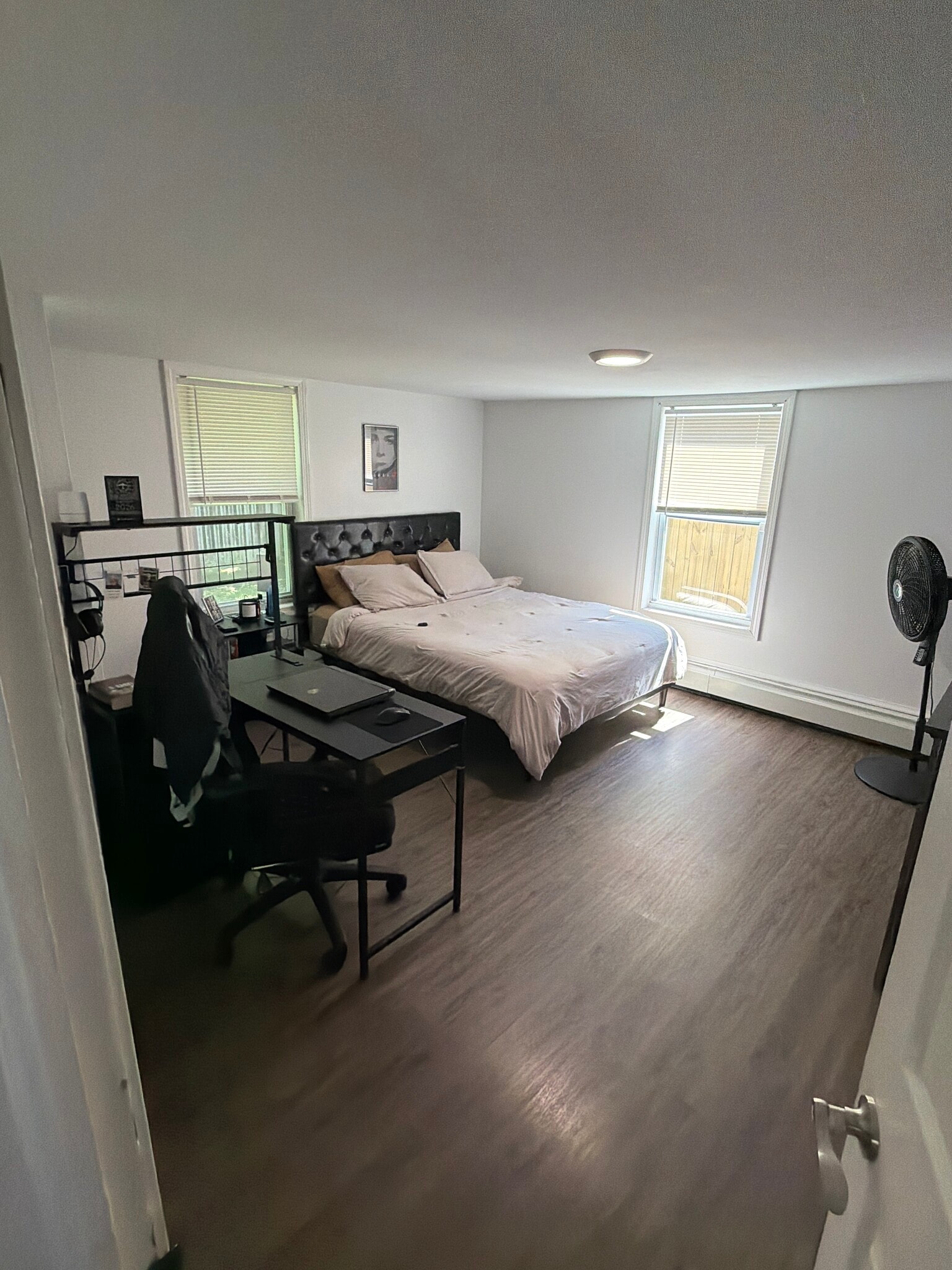 180 Square foot Room (B1) - 12 Mount Auburn St