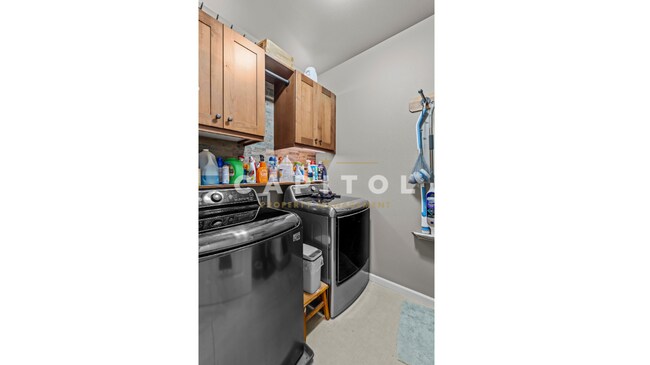 Building Photo - 2240 65th Ct SW