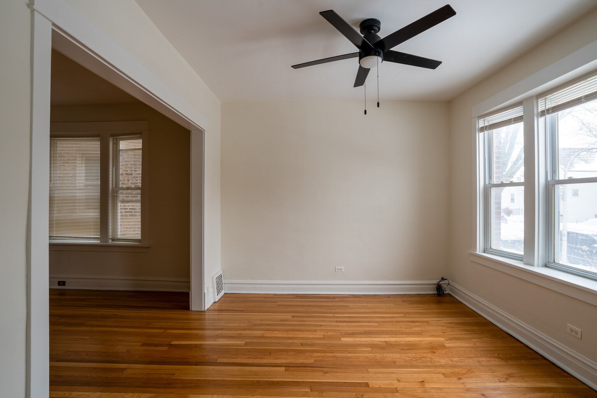 Building Photo - 3541 N Whipple St