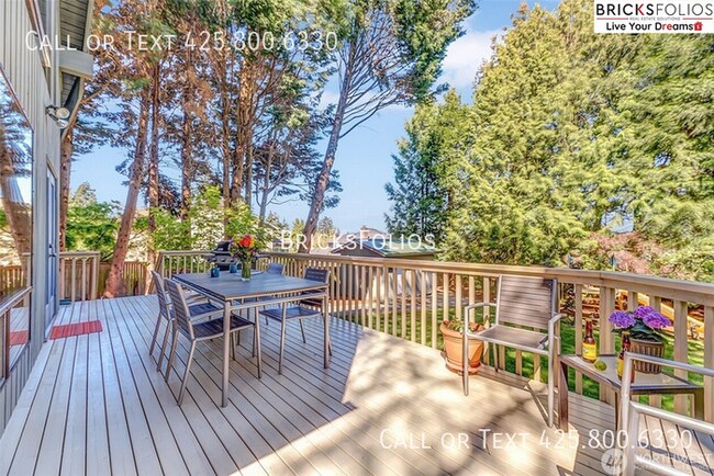 Building Photo - Remarkable Redmond Home - Walk to Microsof...