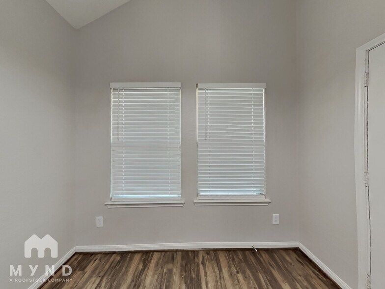 Building Photo - 2527 Holly Laurel Mnr