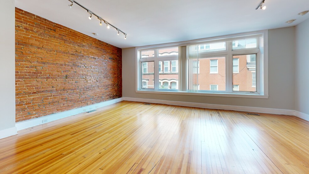 Living Room - 313 N Charles St