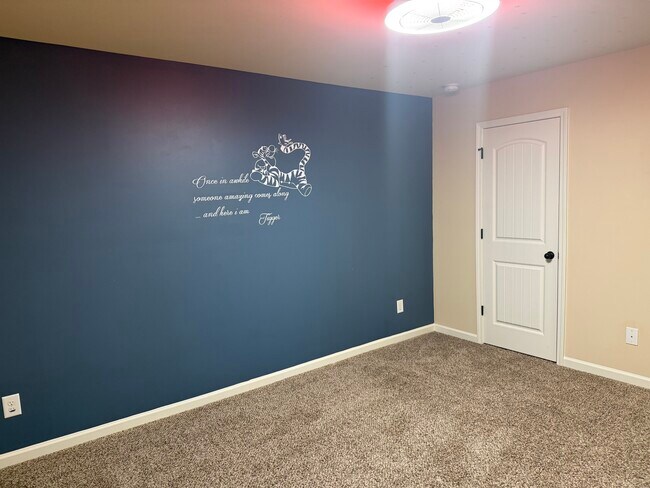 Building Photo - 2056 Tweed Dr