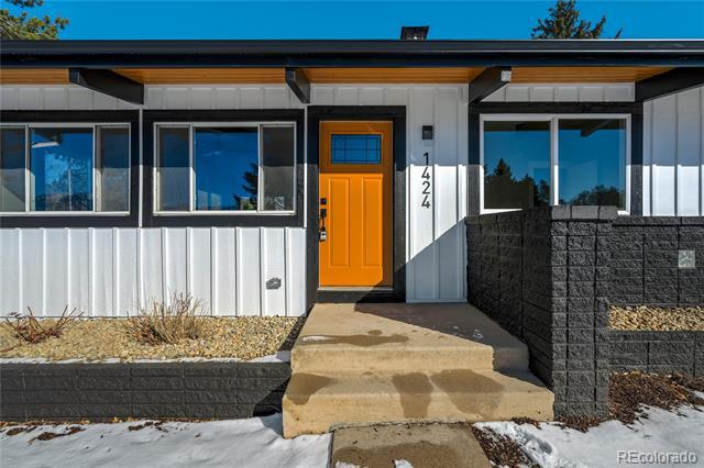 Building Photo - 1424 Columbine Rd