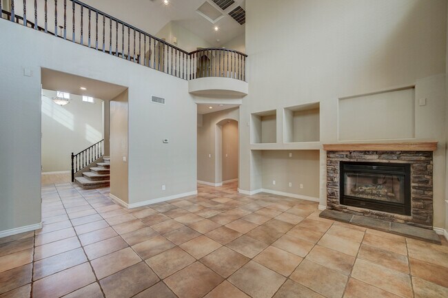 Building Photo - 8503 W Coyote Dr