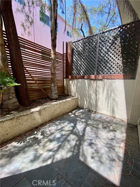 Building Photo - 4959 Laurel Canyon Blvd